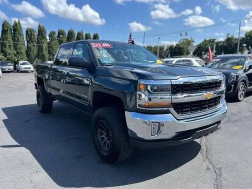 2017 Chevrolet Silverado 1500 LT RWD photo