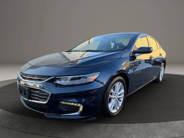 2017 Chevrolet Malibu LT FWD photo