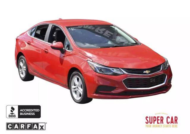 2017 Chevrolet Cruze LT FWD photo