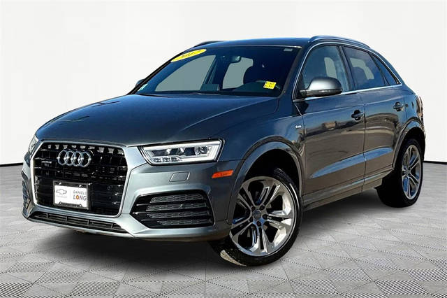 2017 Audi Q3 Prestige AWD photo