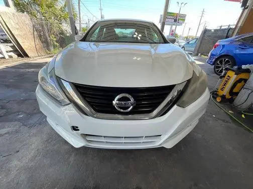 2017 Nissan Altima 2.5 S FWD photo