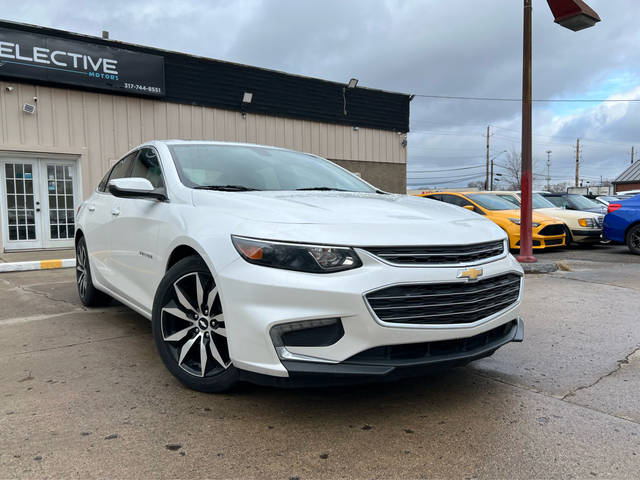 2017 Chevrolet Malibu LT FWD photo