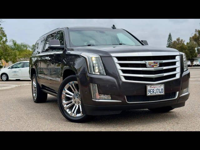 2017 Cadillac Escalade ESV Premium Luxury 4WD photo