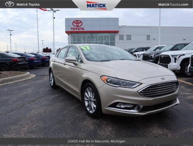 2017 Ford Fusion SE FWD photo