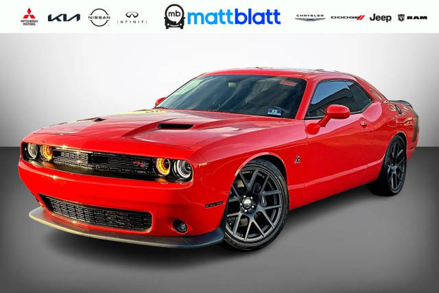 2016 Dodge Challenger R/T Scat Pack RWD photo