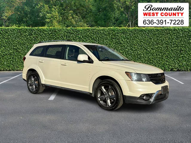 2017 Dodge Journey Crossroad Plus FWD photo