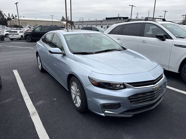 2017 Chevrolet Malibu Hybrid FWD photo