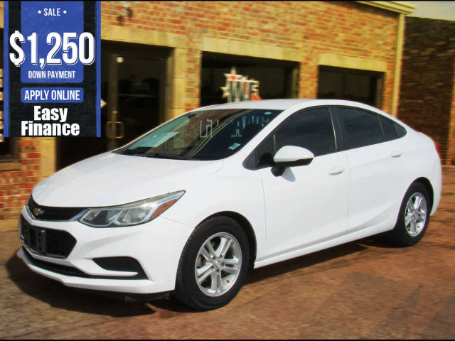 2017 Chevrolet Cruze LS FWD photo