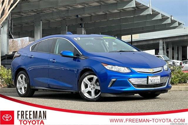 2017 Chevrolet Volt LT FWD photo