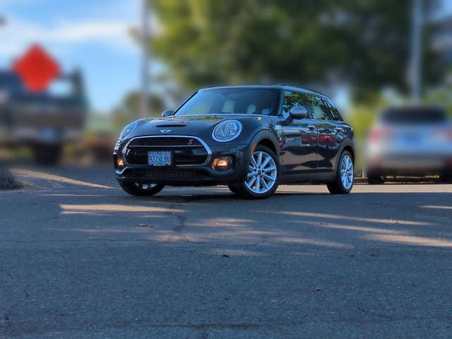 2017 MINI Cooper Clubman Cooper S FWD photo