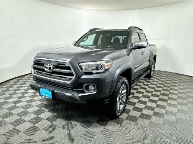 2017 Toyota Tacoma Limited 4WD photo