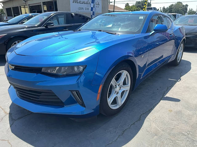 2017 Chevrolet Camaro 1LT RWD photo