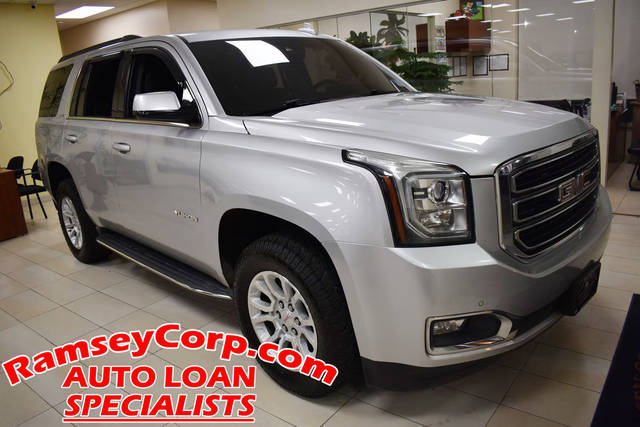 2017 GMC Yukon SLE 4WD photo