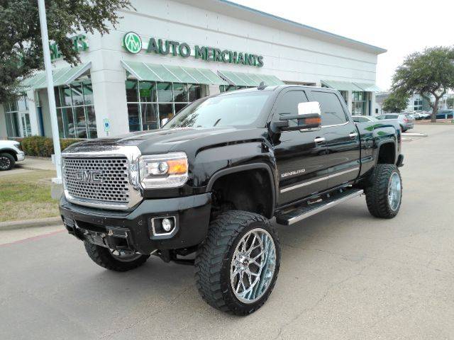 2016 GMC Sierra 2500HD Denali 4WD photo