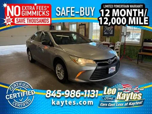 2017 Toyota Camry LE FWD photo