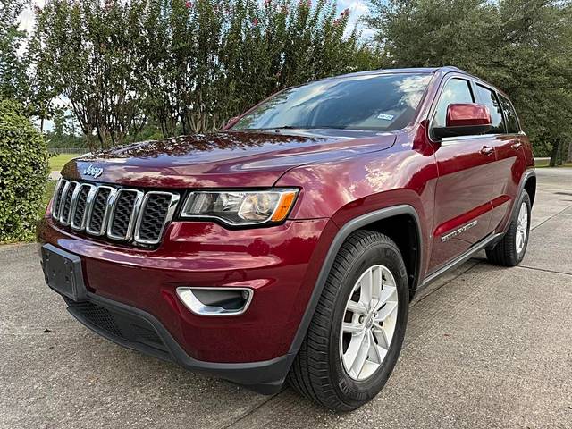2017 Jeep Grand Cherokee Laredo RWD photo