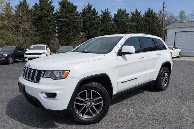 2017 Jeep Grand Cherokee Limited 4WD photo