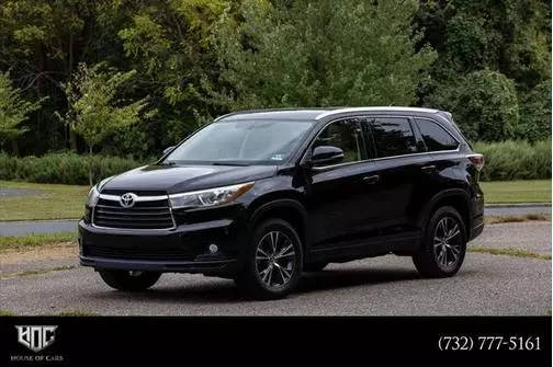 2016 Toyota Highlander XLE FWD photo