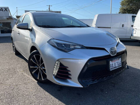 2017 Toyota Corolla SE FWD photo