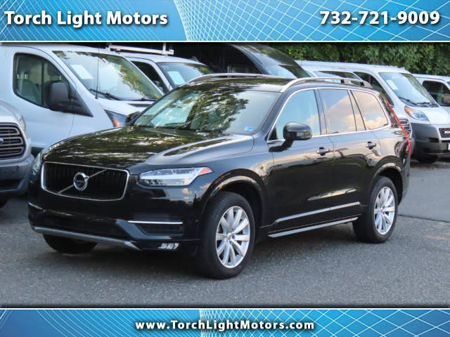 2017 Volvo XC90 Momentum AWD photo