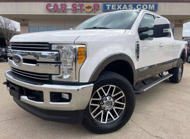 2017 Ford F-250 Super Duty Lariat 4WD photo