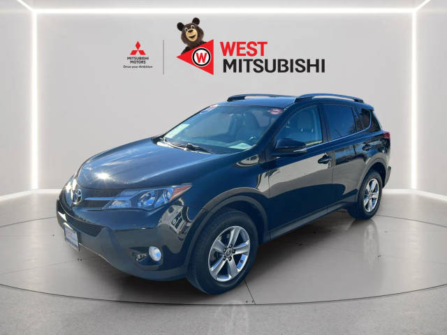 2015 Toyota RAV4 XLE FWD photo