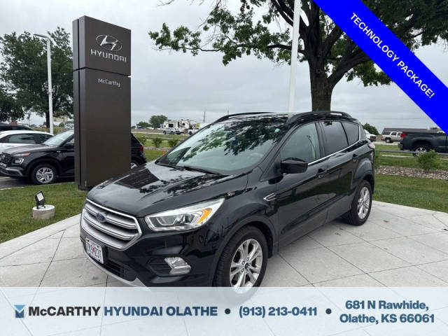 2017 Ford Escape SE FWD photo