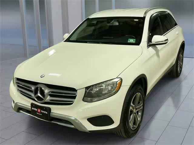 2016 Mercedes-Benz GLC-Class GLC 300 AWD photo