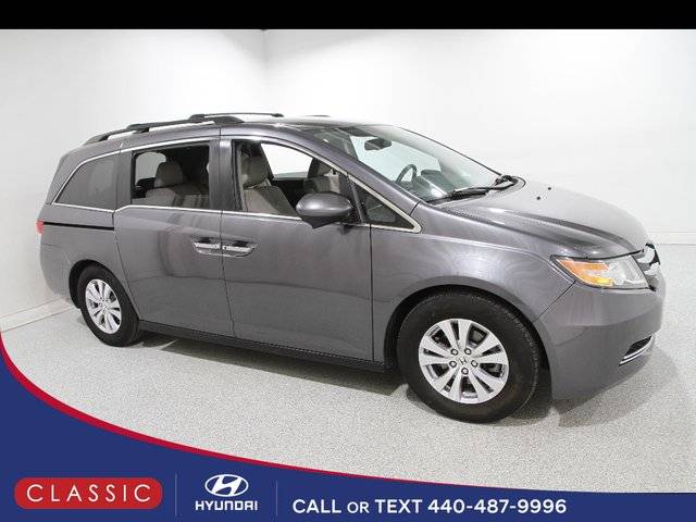 2016 Honda Odyssey SE FWD photo