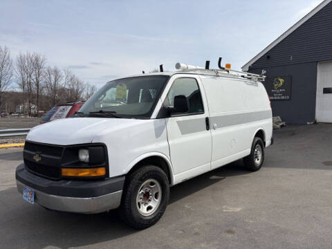 2017 Chevrolet Express Cargo  RWD photo