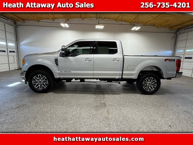 2017 Ford F-250 Super Duty Lariat 4WD photo