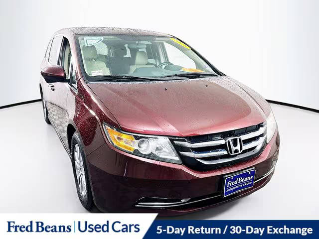 2016 Honda Odyssey SE FWD photo