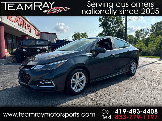 2017 Chevrolet Cruze LT FWD photo