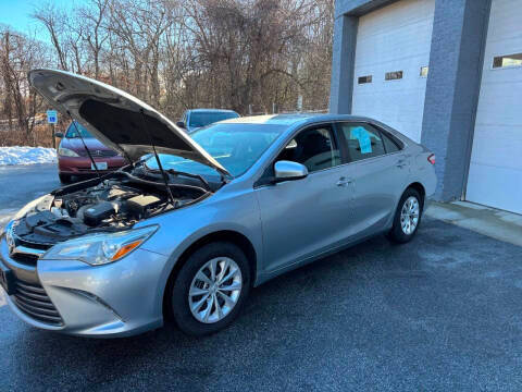 2017 Toyota Camry LE FWD photo