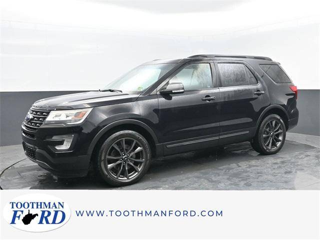 2017 Ford Explorer XLT 4WD photo