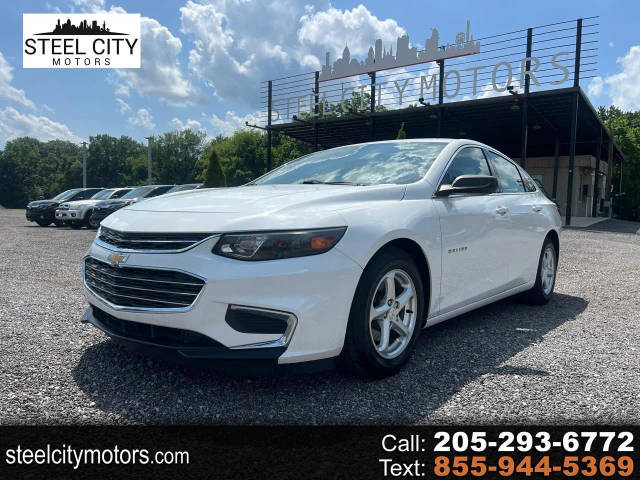 2017 Chevrolet Malibu LS FWD photo