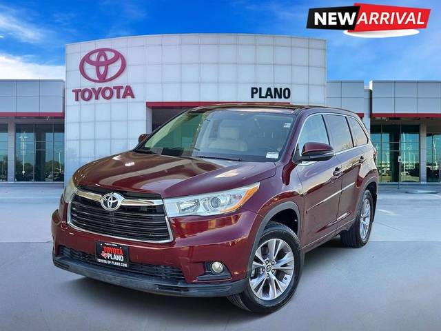 2016 Toyota Highlander LE Plus AWD photo
