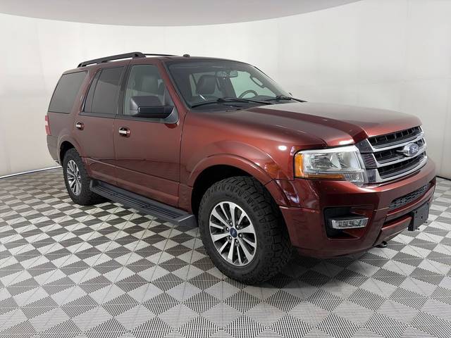 2017 Ford Expedition XLT 4WD photo