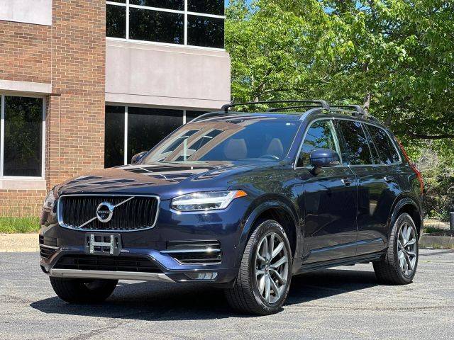 2017 Volvo XC90 Momentum AWD photo