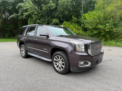 2015 GMC Yukon Denali RWD photo