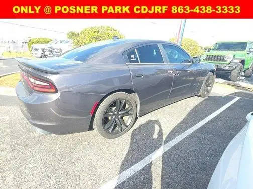 2016 Dodge Charger SXT RWD photo