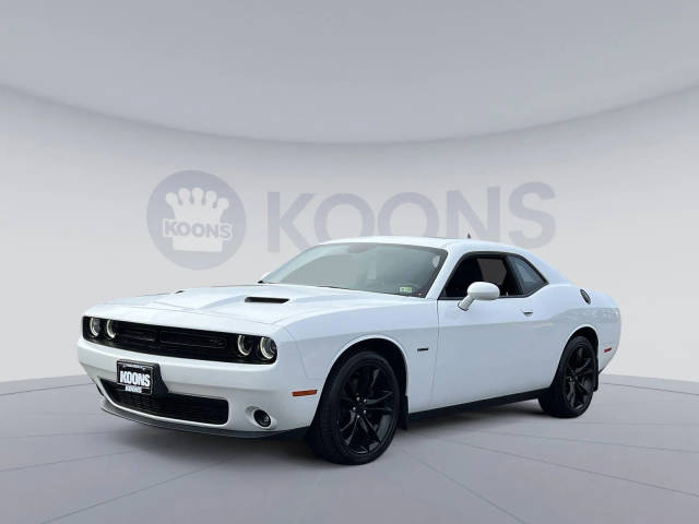 2016 Dodge Challenger R/T RWD photo