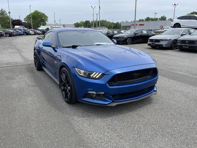 2017 Ford Mustang GT Premium RWD photo