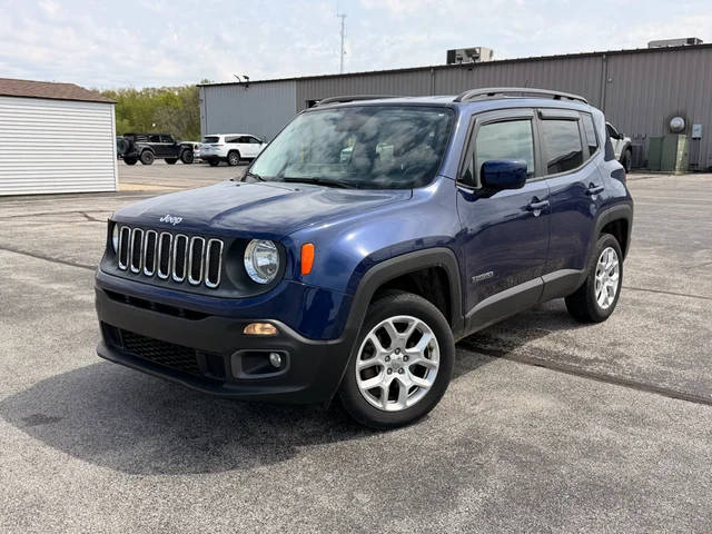 2016 Jeep Renegade Latitude 4WD photo