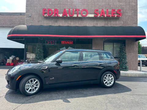 2017 MINI Cooper Clubman Cooper AWD photo