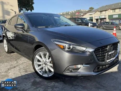 2017 Mazda 3 Grand Touring FWD photo