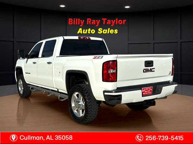 2016 GMC Sierra 2500HD Denali 4WD photo