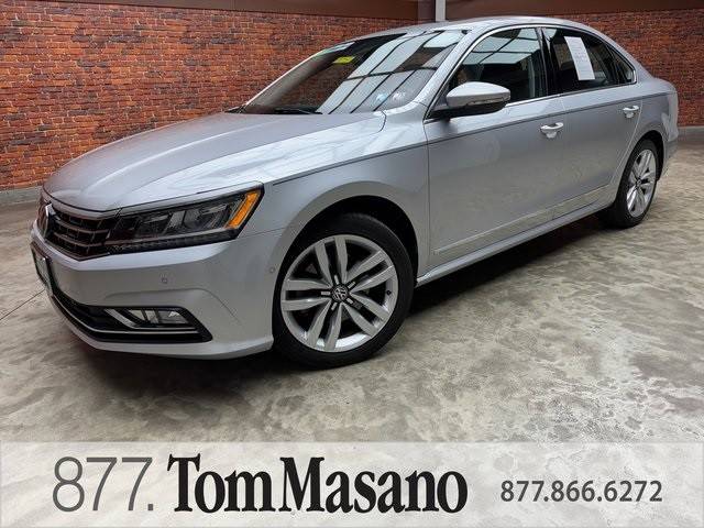 2017 Volkswagen Passat 1.8T SEL Premium FWD photo