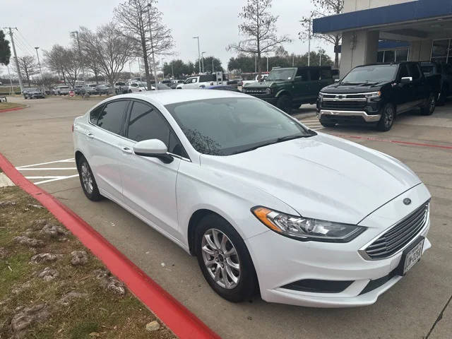 2017 Ford Fusion S FWD photo