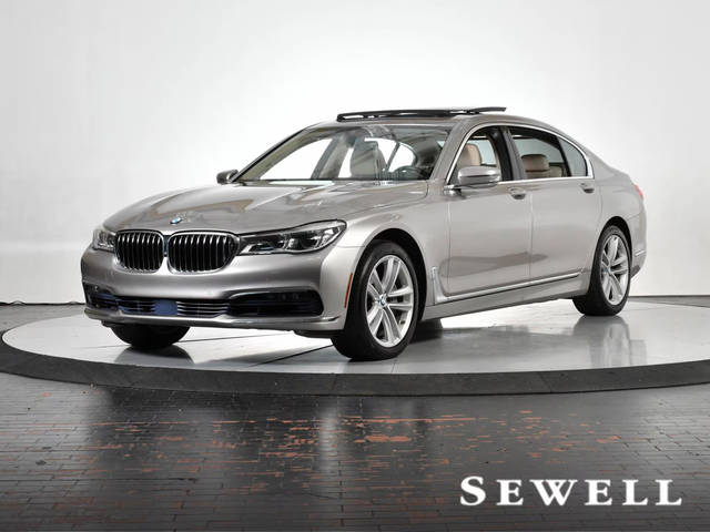 2017 BMW 7 Series 750i xDrive AWD photo